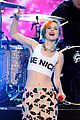paramore performs aint it fun with jena irene 01