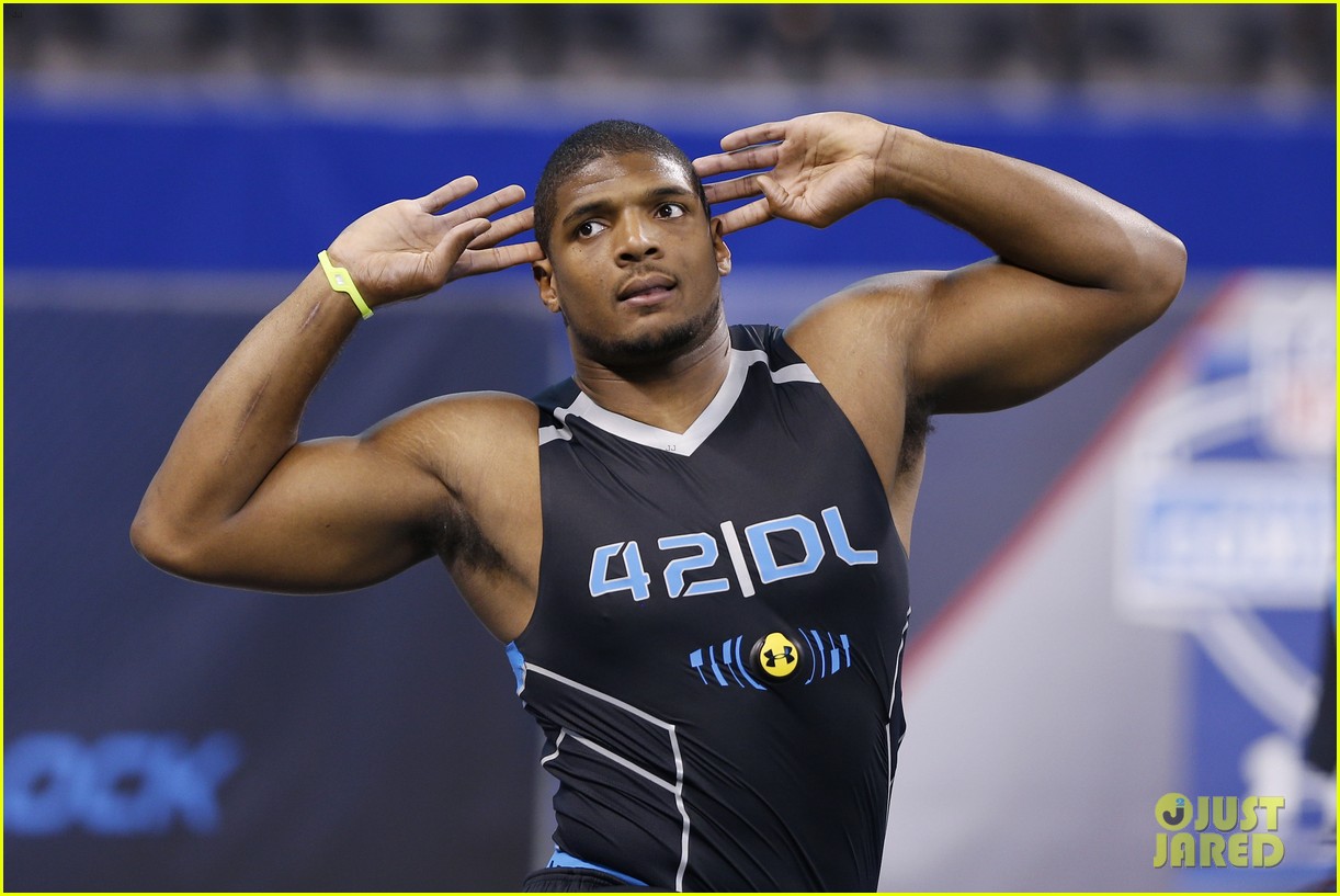 michael sam drafted first openly gay nfl player 033110292