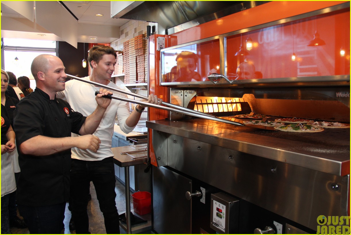 patrick schwarzenegger celebrates the opening of blaze pizza with family and friends073121535
