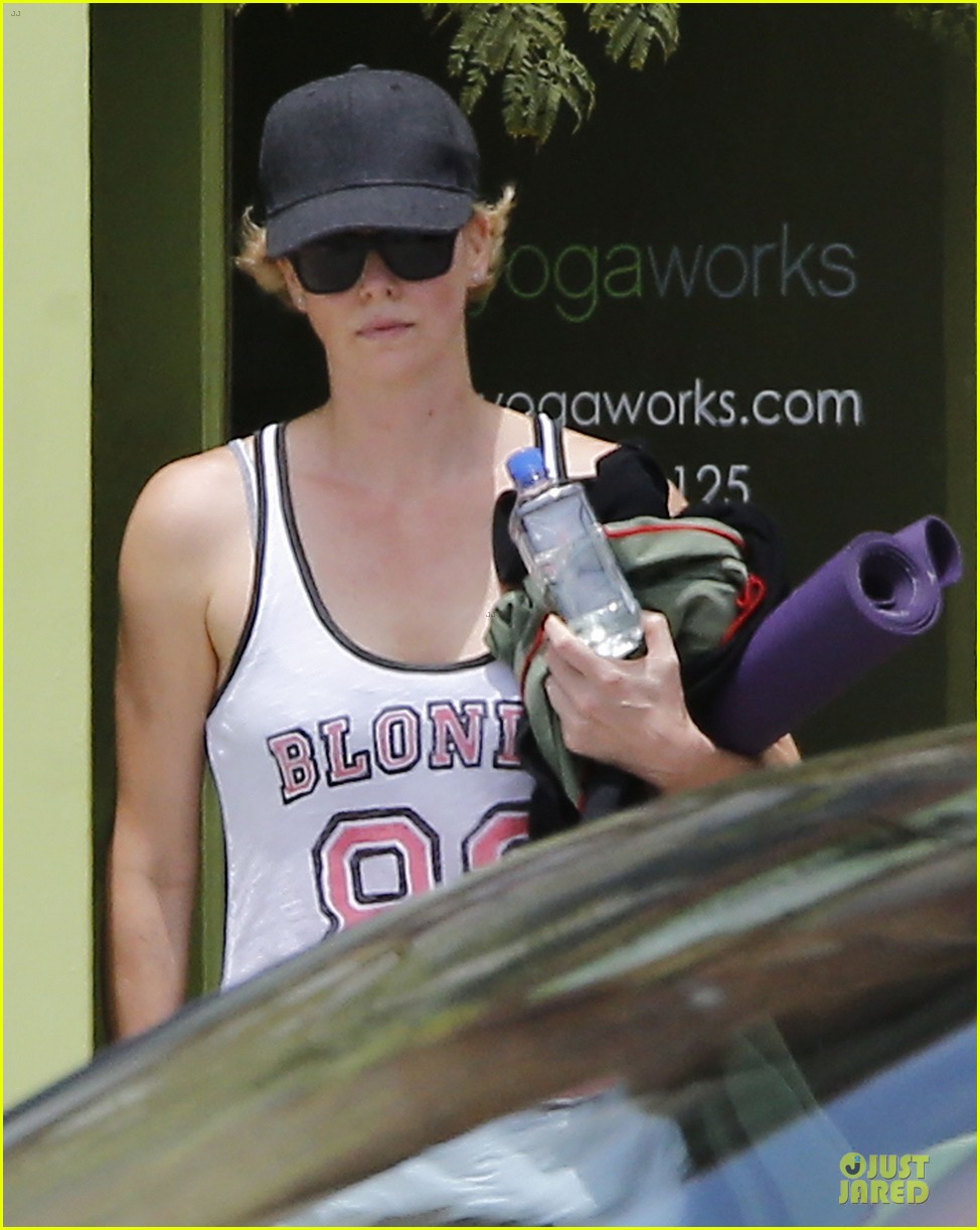 charlize theron gluten free diet is bs 02