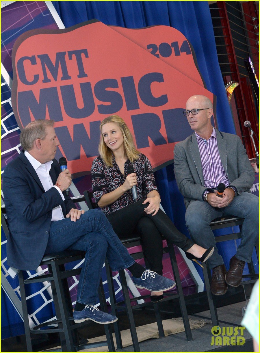 kristen bell steps out for cmt awards press conference 11