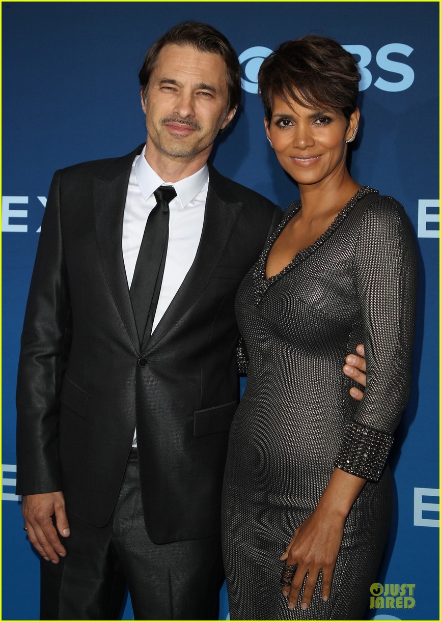 Halle Berry Gets Support From Olivier Martinez at 'Extant' Premiere