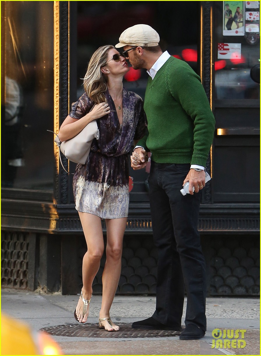 Photo gisele bundchen pda new york 28 Photo 3146976 Just Jared