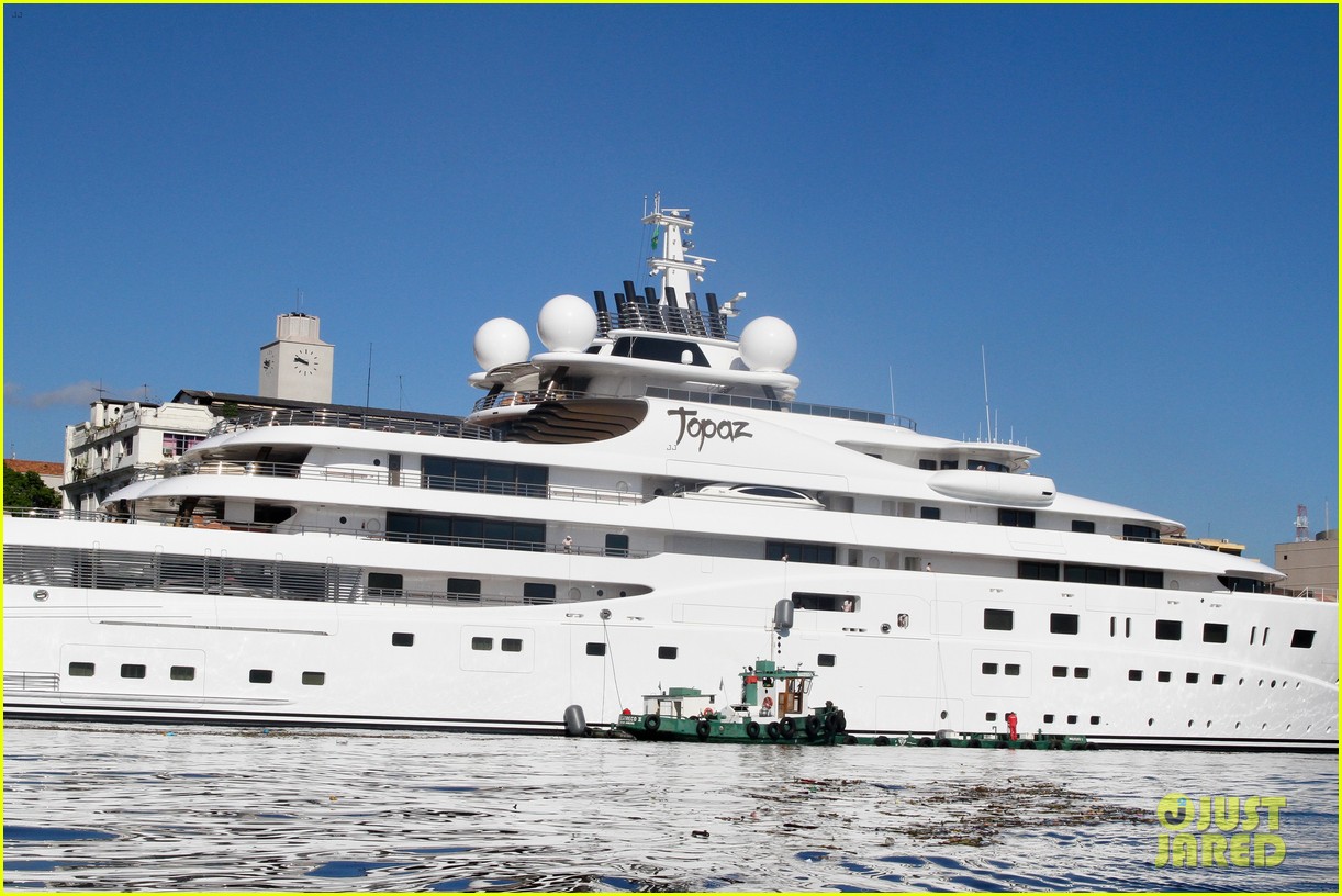 leonardo dicaprio luxury yacht world cup 063134144