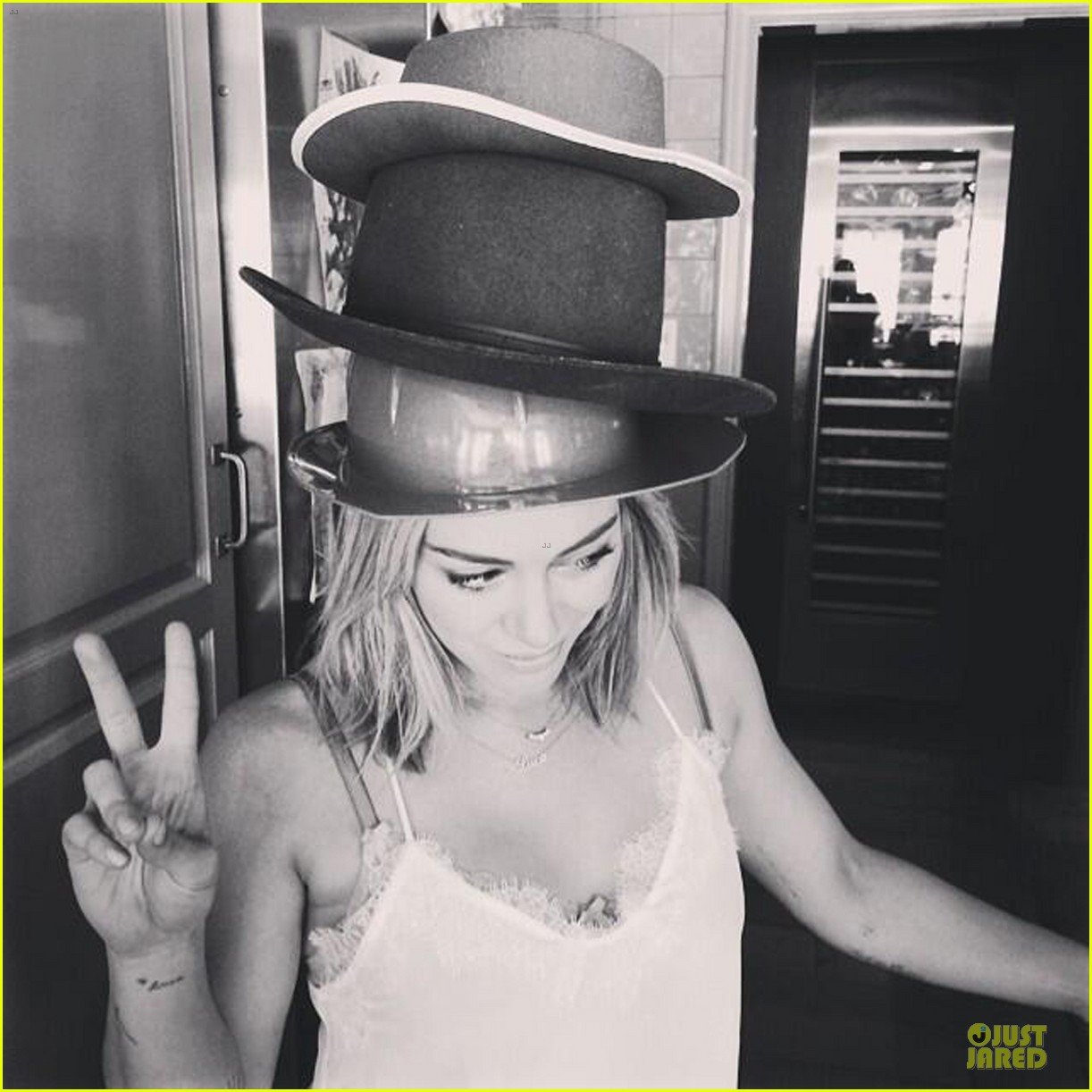 hilary duff gets hat inspirations from pharrell 043142696