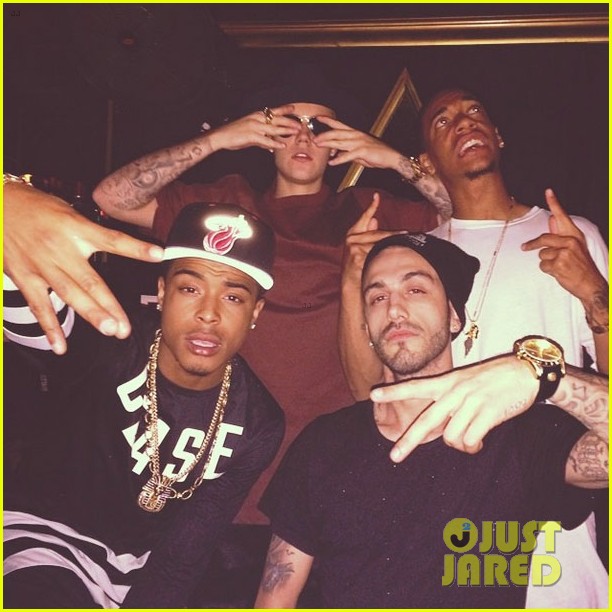 Selena Gomez Joins Justin Bieber at His Pal’s Birthday Party!: Photo