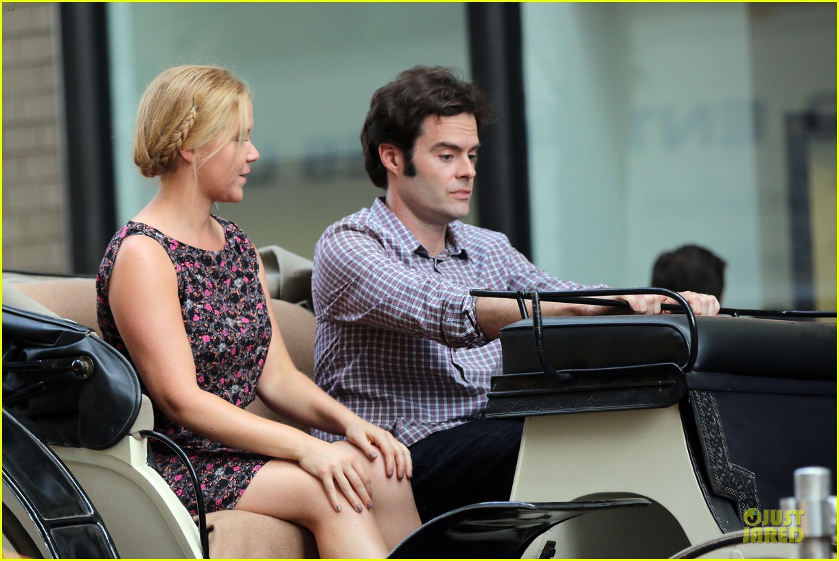 bill hader amy schumer kissing in central park 02