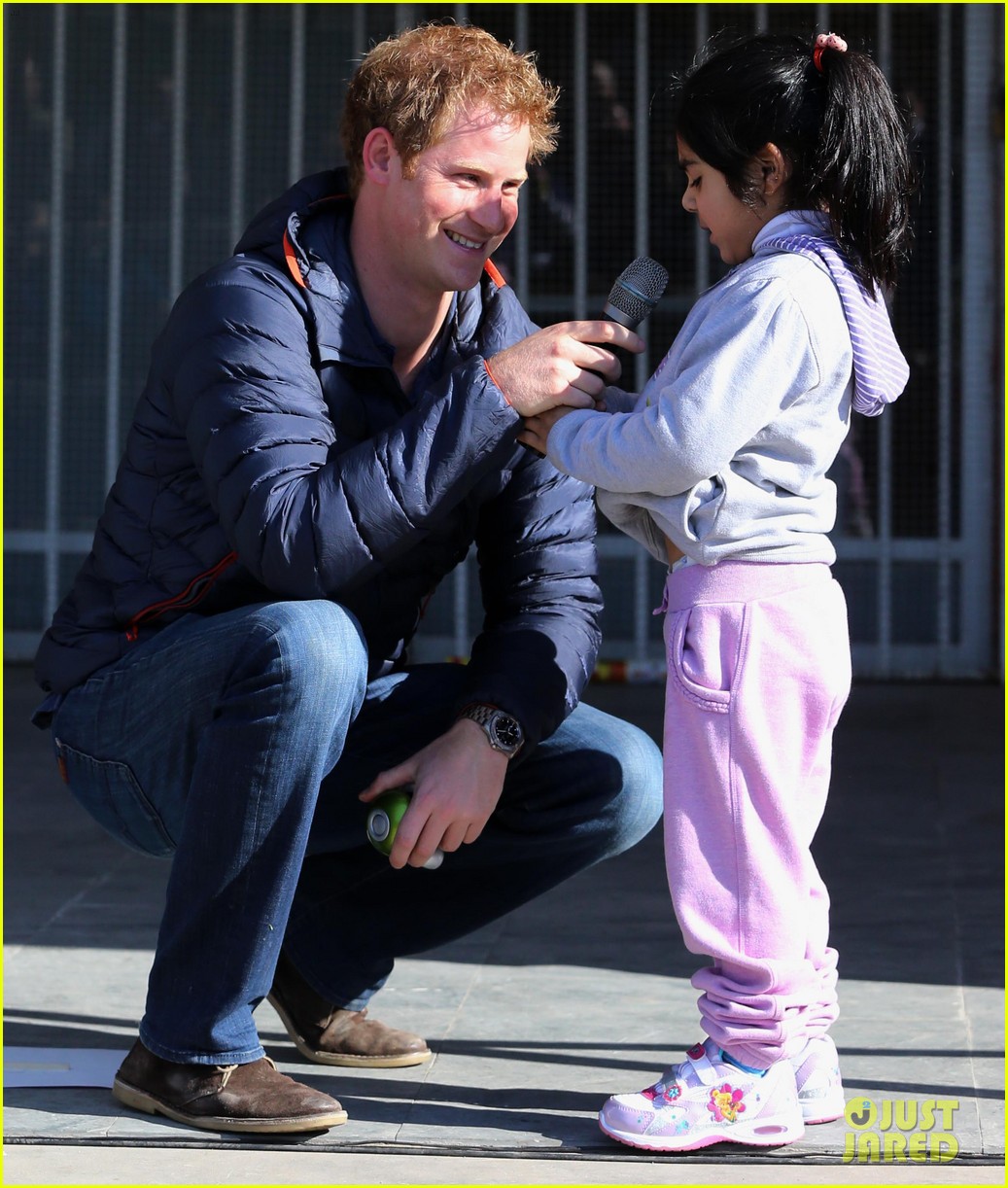 prince harry busts a move children chile visit 103146208