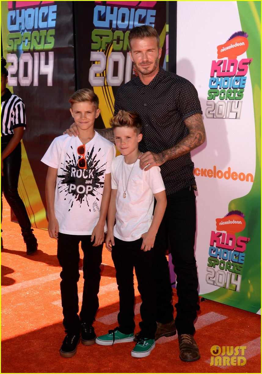 David Beckham & His Sons Get Drenched with Golden Slime at Kids' Choice
