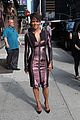 halle berry shows some cleavage at letterman 05