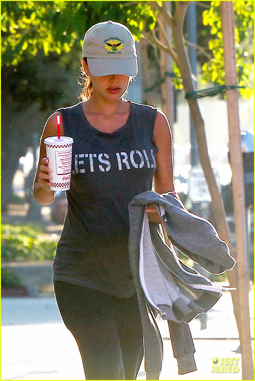 rachel bilson says lets roll to lunch 22