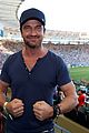 gerard butler flexes his huge muscles at world cup final 2014 05