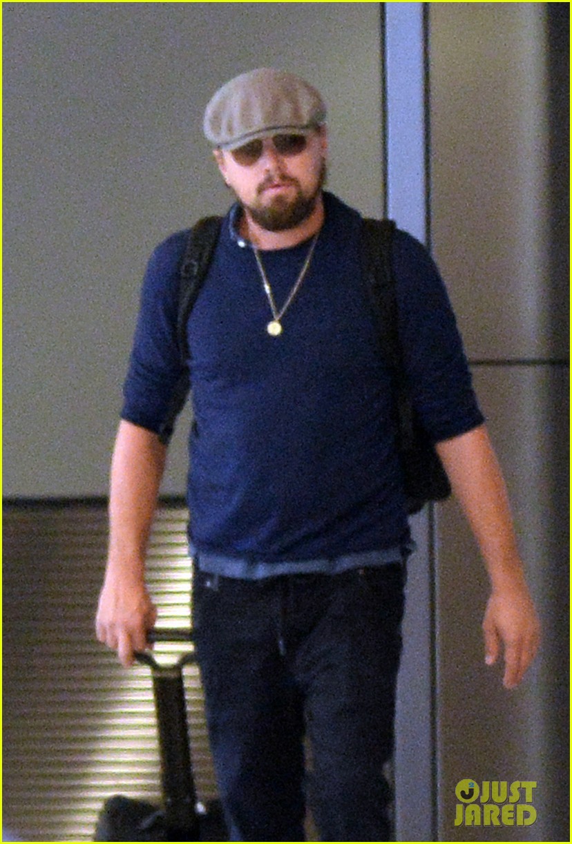 leonardo dicaprio jets out of miami after going shirtless 023160872