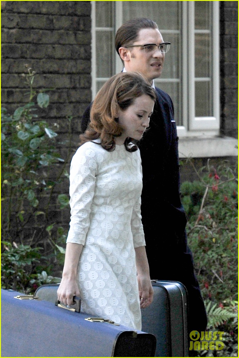 emily browning tom hardy legend filming london 073155804