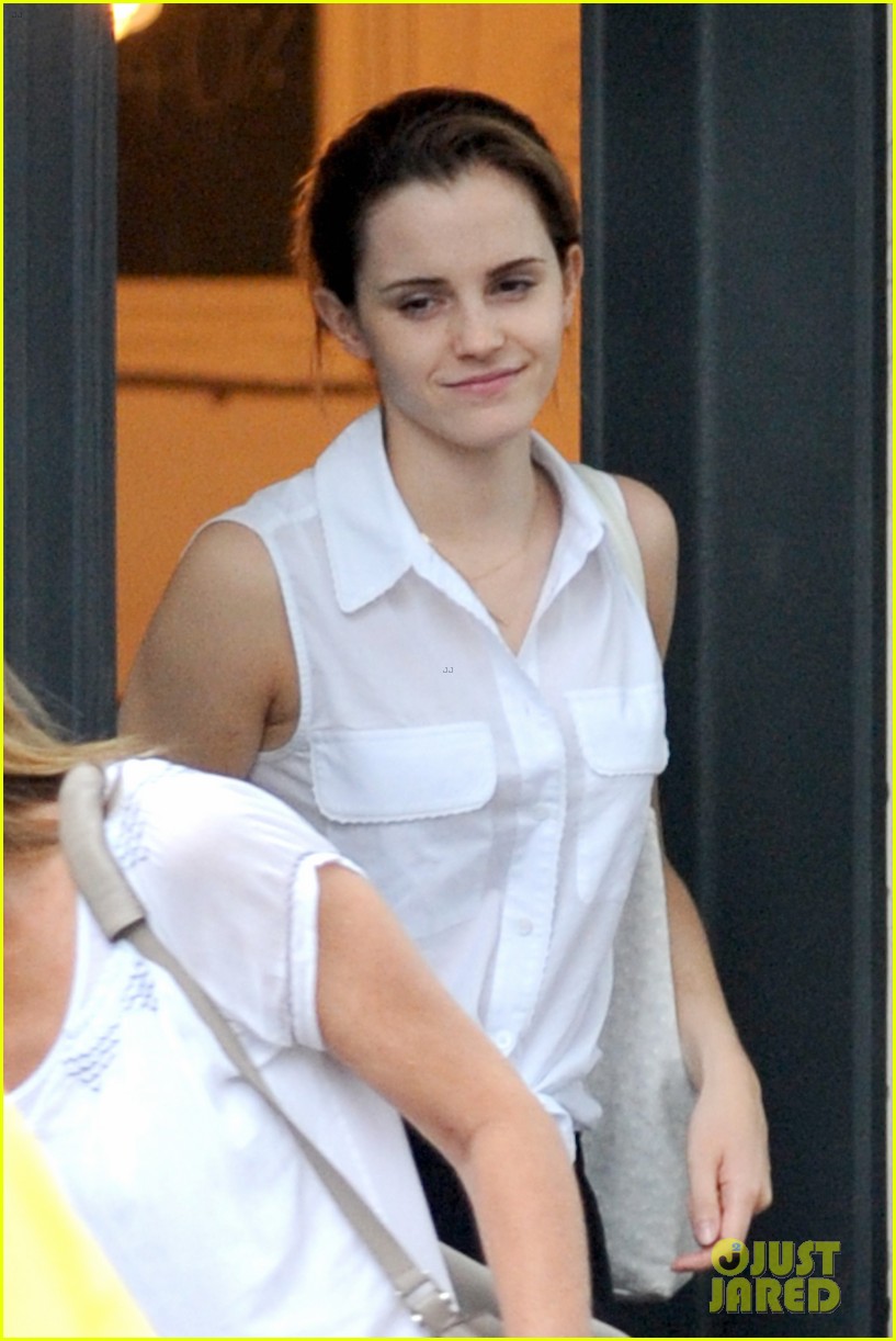 emma watson russell crowe only actor for noah 08