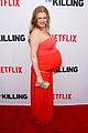 mireille enos shows off her baby bump at premiere of the killing 10