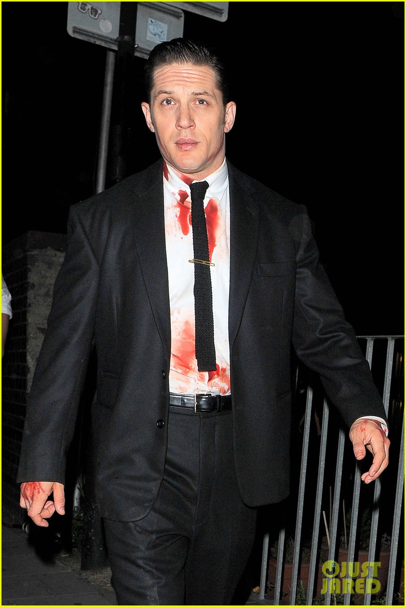 tom hardy gets covered in blood for legend 023163469