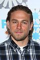 charlie hunnam is a total stud at foxs summer tca all star party 07