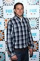 charlie hunnam is a total stud at foxs summer tca all star party 08