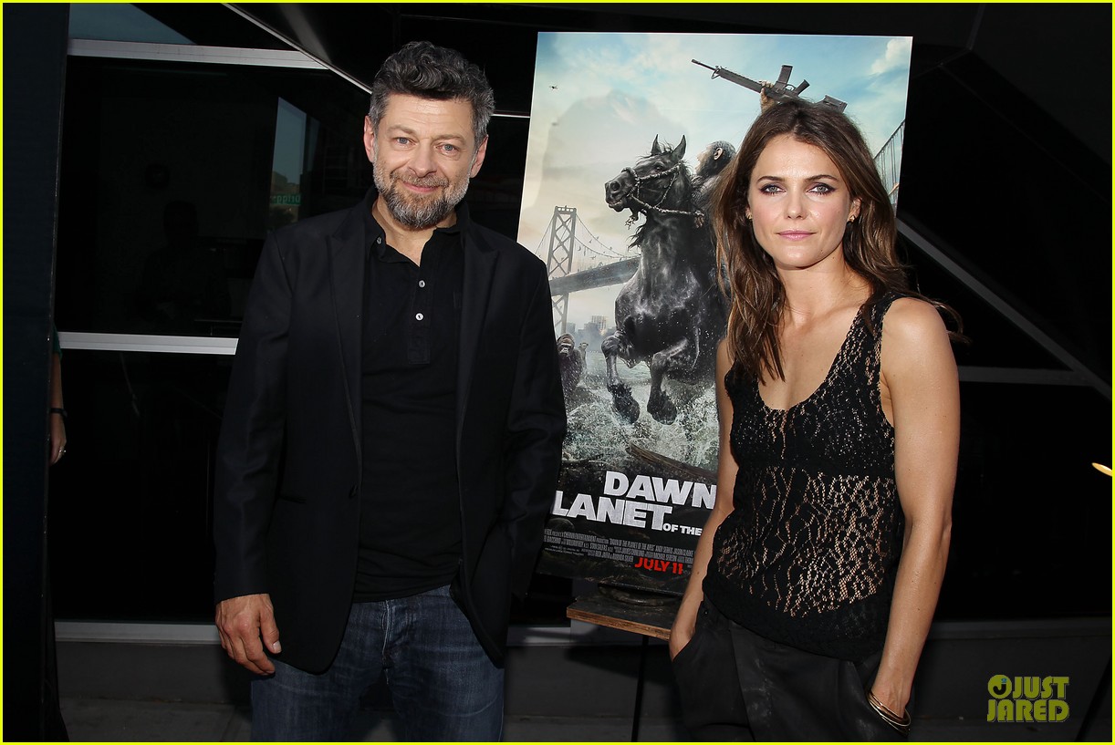 keri russell sheer at dawn of the planets of the apes premiere 04