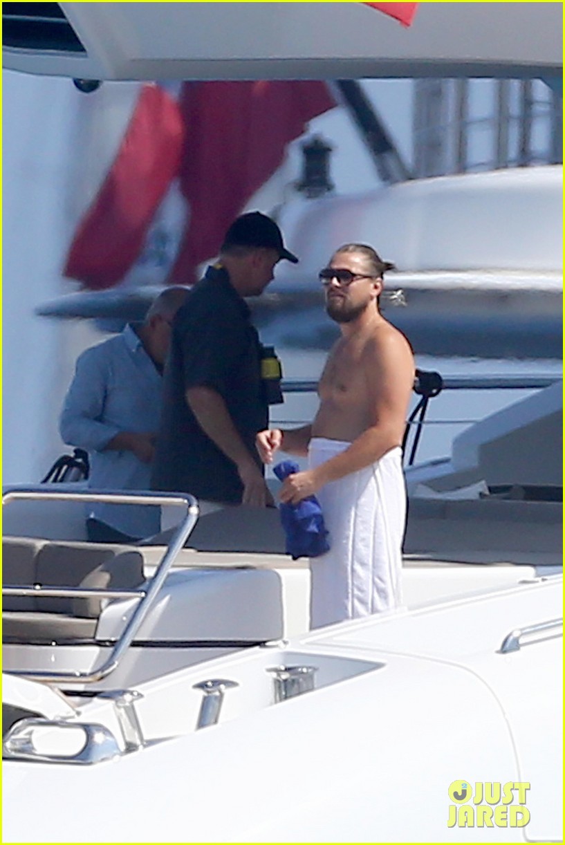 leonardo dicaprio goes shirtless with toni garrn for relaxing yacht day 153162999