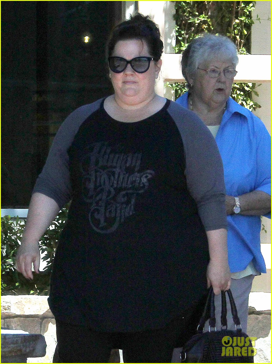 melissa mccarthy ruined a 9000 wig while filming tammy 04