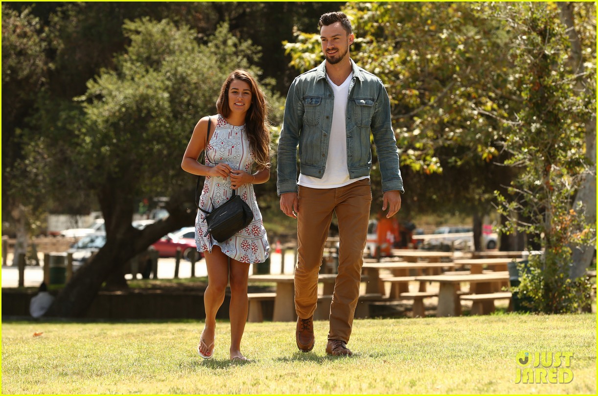 lea michele boyfriend matthew paetz step out together for first time 023148771