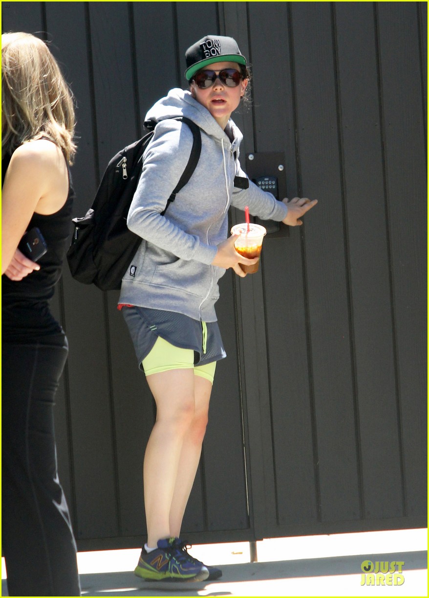 ellen page cant sleep after seeing insentivity for chicago death 053154490
