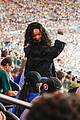 rihanna flashed the world cup crowd 02