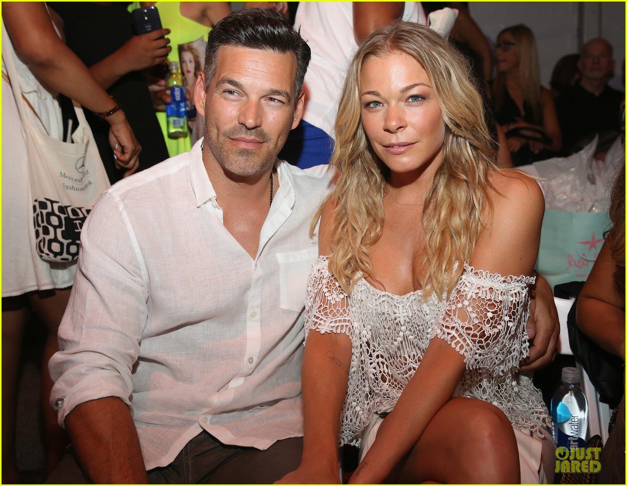leann rimes match in white at luli fama show 11