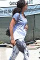 kelly rowland displays her bare baby bump during gym workout 01