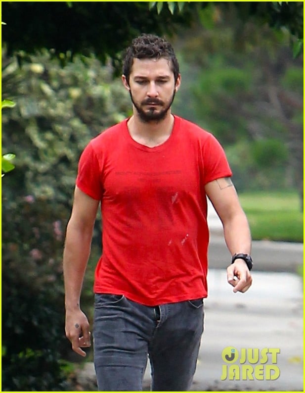shia labeouf forgets to zip his fly 243148387