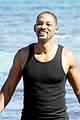 will smith soaks up the attention at the beach 11