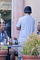 gerard butler mel gibson hug it out at lunch 11