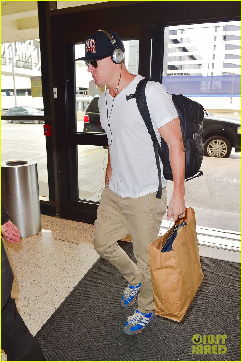 channing tatum heads out of lax teen choice awards 123173985