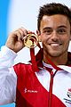tom daley wins gold at commonwealth games 04