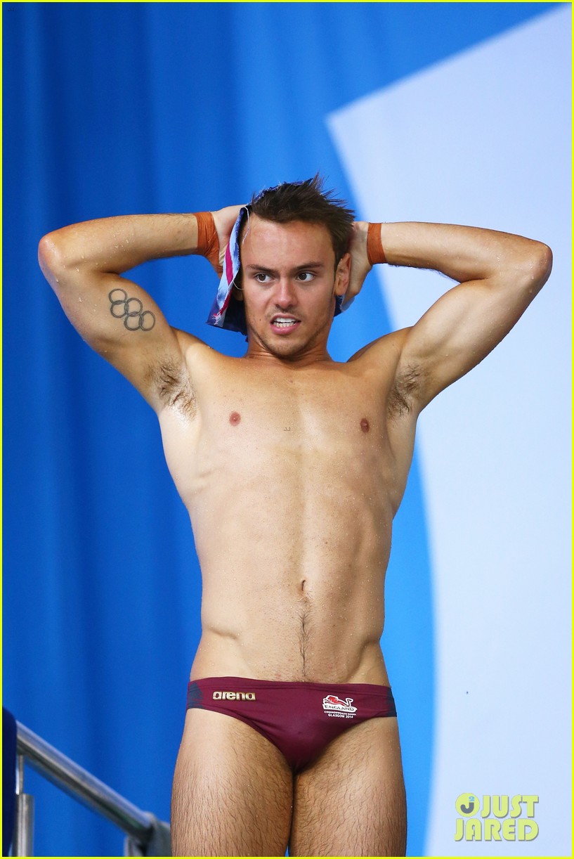 tom daley wins gold at commonwealth games 063170228