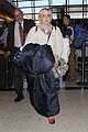 lena dunham allison williams jet out of lax after eventful emmy awards 06