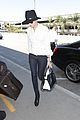 lena dunham allison williams jet out of lax after eventful emmy awards 13