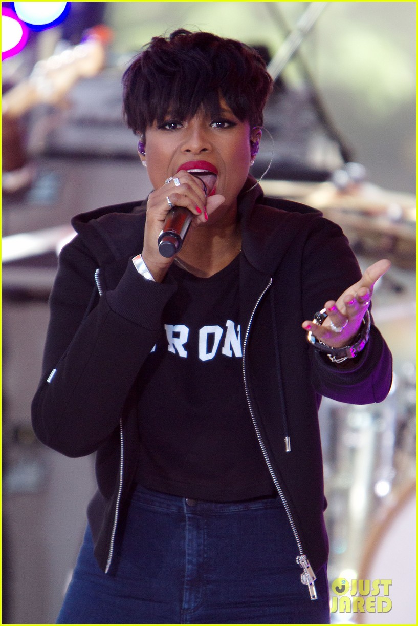 jennifer hudson debuts new song today show313179093