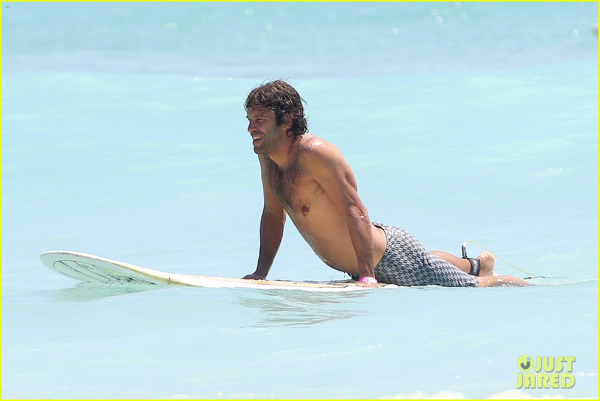 jack johnson shows off hot body shirtless surf session 153169405