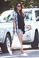 mila kunis shows off her baby bump in short shorts 08