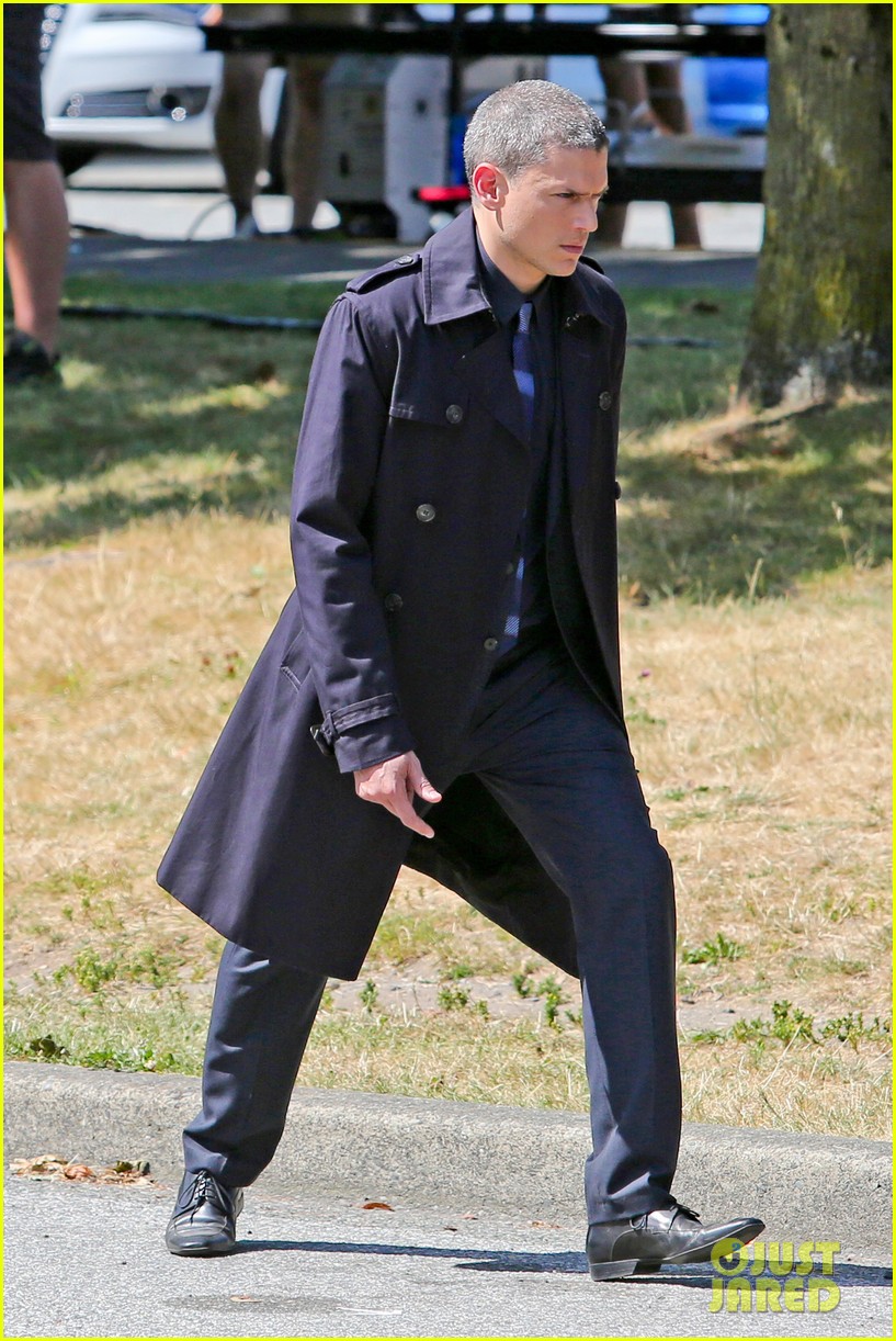 wentworth miller on the flash first set photos 063171973