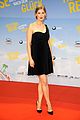 pregnant rosamund pike shows off her baby bump at hector 02