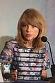 taylor swift katie holmes giver press conference 07
