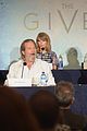 taylor swift katie holmes giver press conference 18