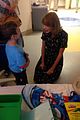 taylor swift visits young cancer patient 01