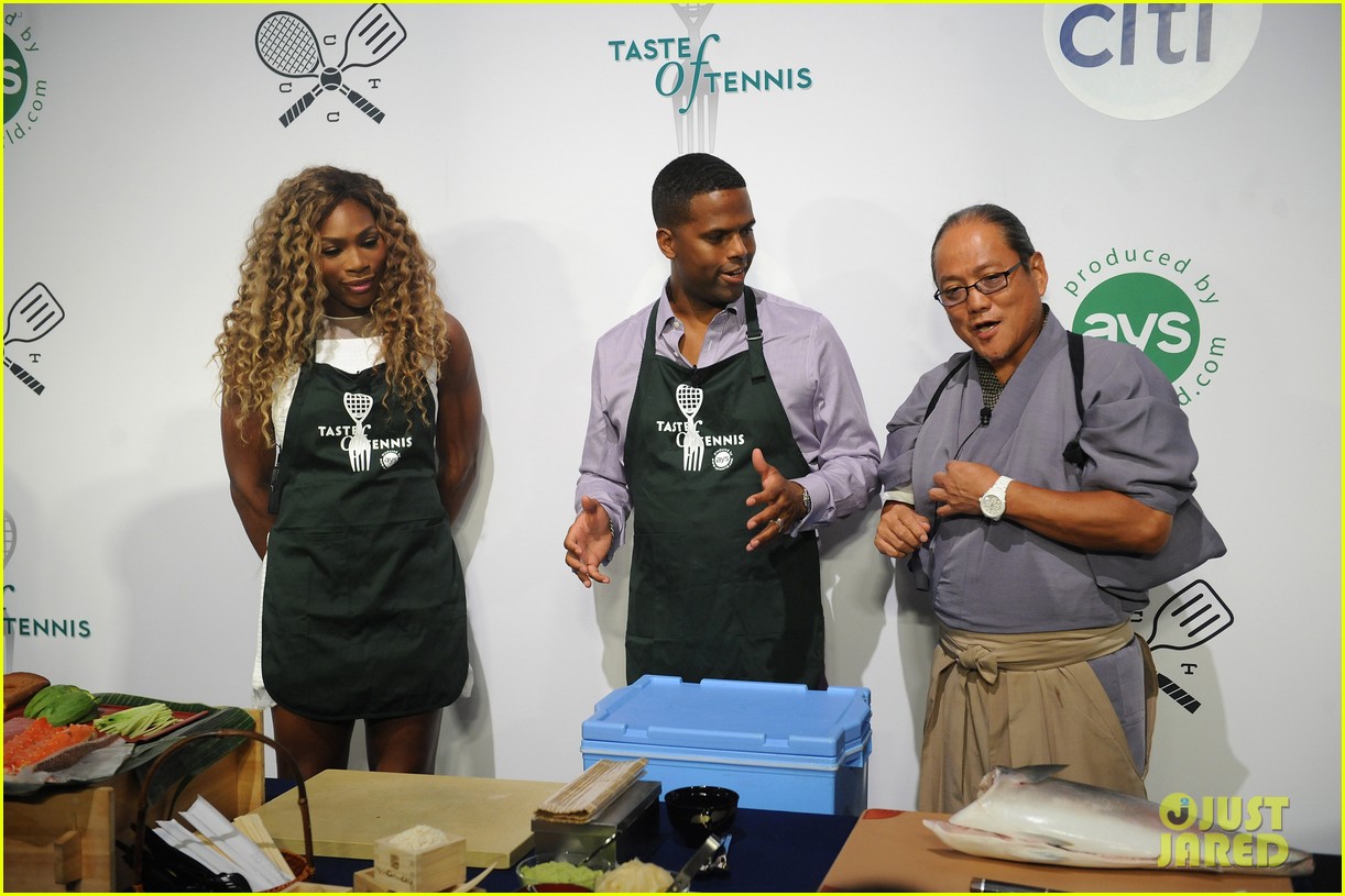 serena williams cooks up a storm at the taste of tennis gala 2014 163180821