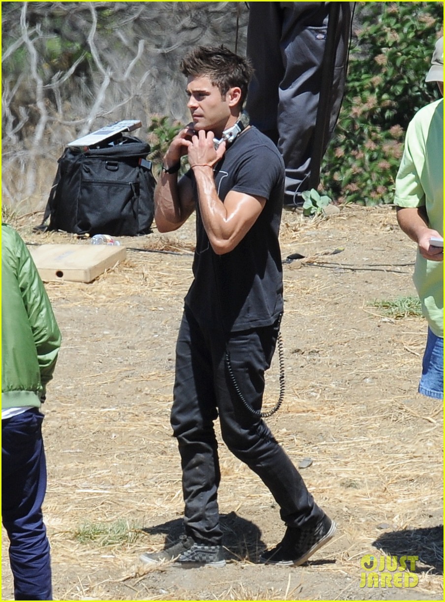 zac efron tree desert we are your friends set 08