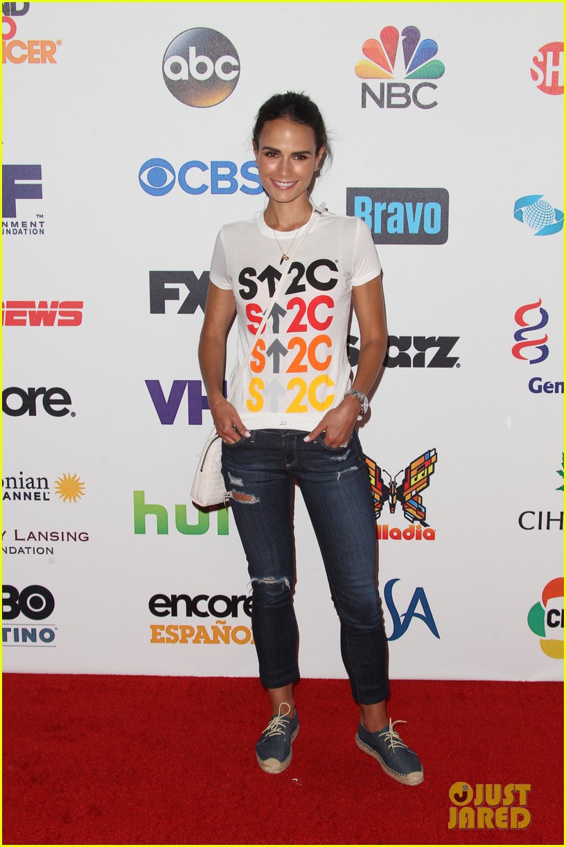 jordana brewster angie harmon stand up to cancer 2014 04
